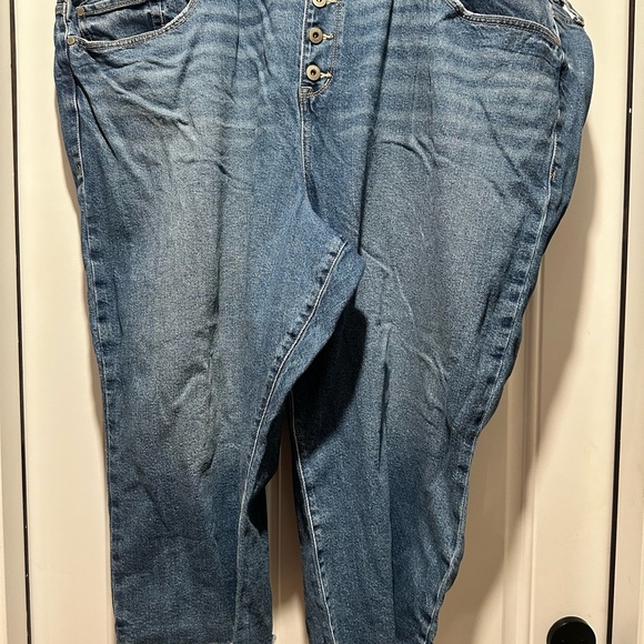 Torrid plus size capris - Picture 4 of 4